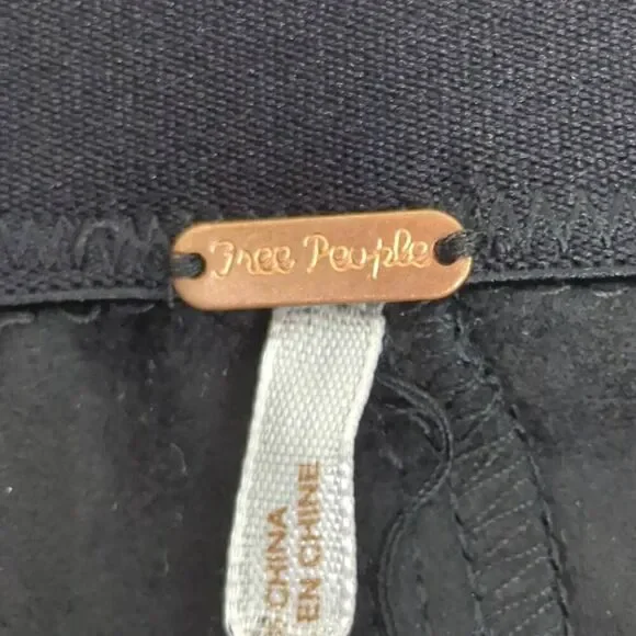 Free People Womens Size 2 Vegan Leather Leggings Black Stretch NWT - Picture 7 of 9